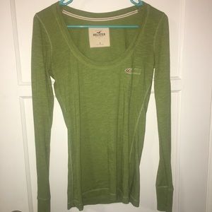 Hollister Boat-Neck Long-Sleeved Shirt